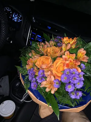 Букет цветов "Важный день" | DolinaRoz