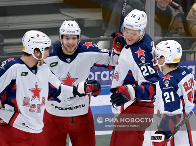 Пакетик наклеек Panini Хоккей КХЛ сезон 2021-2022 (в пакетике 5 наклеек)  купить в магазине настольных игр Cardplace