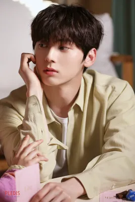 Скачать Hwang Min-hyun (Wanna One) Wallpapers APK для Android