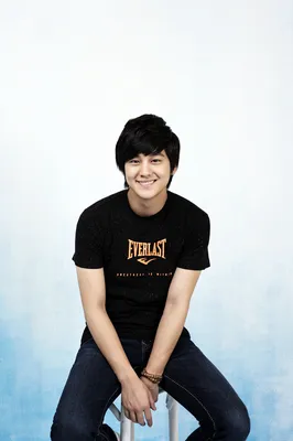 Kim Bum Wallpapers HD APK для Android скачать бесплатно