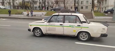 Тесла» запустила в серию новую модель. Первая машина досталась Маску — Motor