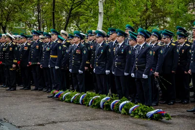 ПОГРАНИЧНЫЕ ВОЙСКА* - видеоконцерт в День пограничника (песни  пограничников) BORDER TROOPS - YouTube