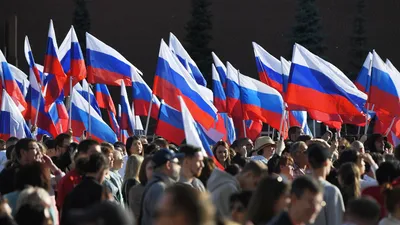 В России отмечается День Государственного флага - Российская газета
