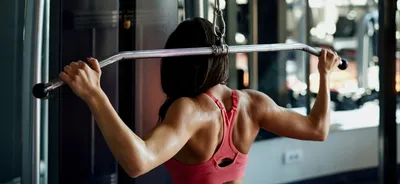 Топ-5 упражнений для проработки широчайших мышц спины