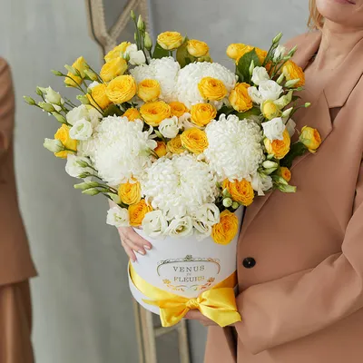Композиция "Цветы для принцессы" за 12 290 руб. | Бесплатная доставка цветов  по Москве