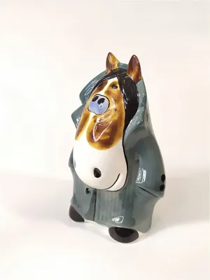 Ceramic Fauna Фигурка конь в пальто статуэтка фарфор