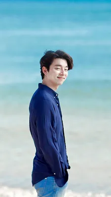 Обои Gongyoo Handsome Korean Doggaebi Kpop для iPhone 8 в 2023 году | Гоблин Гон Ю, Гон Ю, Гон Ю улыбка