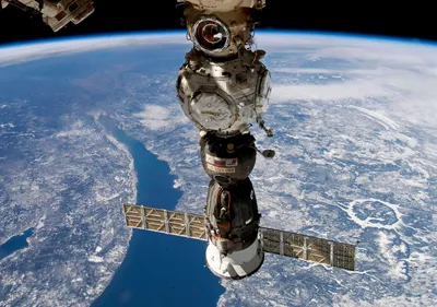 Космические путешественники с МКС возвращаются с запасным кораблем