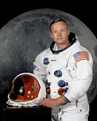 Стали известны сроки высадки российских космонавтов на Луне — 