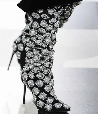 Повседневные женские черные спортивные кроссовки, Красивая осенняя женская  удобная обувь (ID#1966375165), цена: 1049 ₴, купить на 