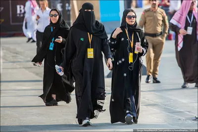 Московские девушки в хиджабах — о своей жизни и работе - Афиша Daily