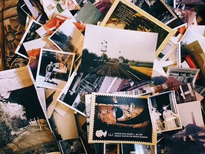 Поздравительные открытки с 8 марта для Instagram. Красивые открытки