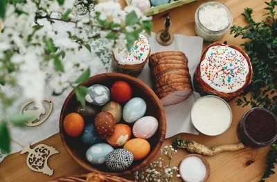 Чем покрасить яйца на Пасху - эти средства есть в каждом доме | РБК Украина
