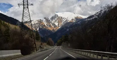 Рассказываем: самые красивые дороги Кавказа, которые стоит увидеть |  Курорт | Дзен