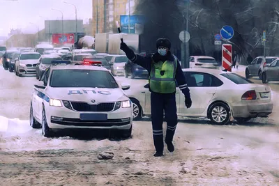 ДТП с ДПС: в Таганроге произошла авария с участием патрульной службы