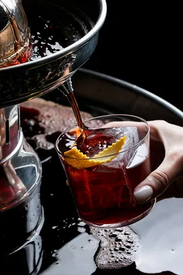 Гарниши для коктейлей – 5 идей для украшения алкогольных напитков