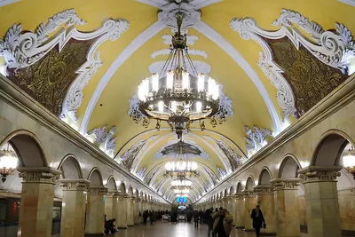 Самые красивые люстры московского метро | Узнай Россию | Дзен