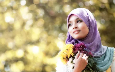 красивые женщины в хиджабе машут и приветствуют PNG , хиджаб, женщины,  мусульманка PNG картинки и пнг PSD рисунок для бесплатной загрузки