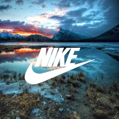 10 кроссовок из флагманского магазина Nike в Москве. Номер четыре топ