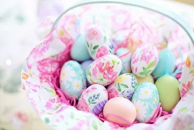 Как красить яйца на Пасху в 2021 году: красивые идеи из Instagram | Beauty  HUB | Дзен