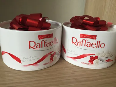 Конфеты Raffaello с миндальным орехом в кокосовой обсыпке 100 г - отзывы  покупателей на маркетплейсе Мегамаркет | Артикул: 100023331937