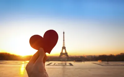 Красивые романтические сердечки на деревянном фоне :: Стоковая фотография  :: Pixel-Shot Studio