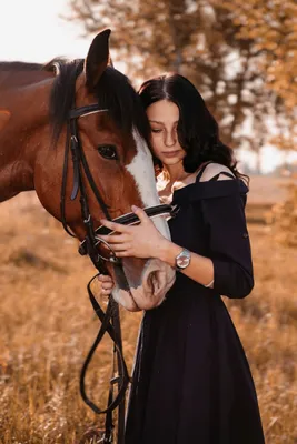 Фотосессия в платье с лошадью - Фотограф Анатолий Лиясов