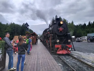 Столкновение поездов, взрыв, огонь, …» — создано в Шедевруме