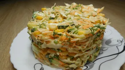 Красивая подача салатов на праздничный стол - 60 фото