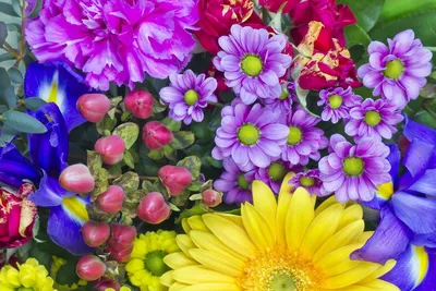 Букет красивых весенних цветов, в …» — создано в Шедевруме