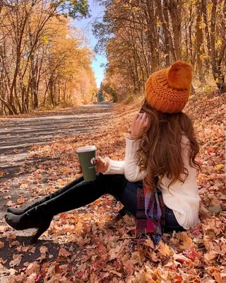 Девушка осень - Осенняя открытка из рубрики "Красивые открытки бесплатно" |  Нейронный Арт | Дзен