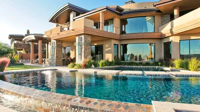 Красивые дома с бассейном – 135 лучших фото-идей дизайна частного дома и  дачи с бассейном