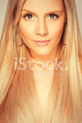 Портретная Девушка Красивая Блондинка Молодых Роскоши Стоковые Фотографии |  FreeImages