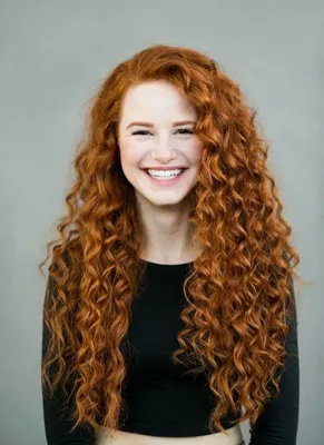 random life | Red hair, Long hair styles, Beautiful redhead