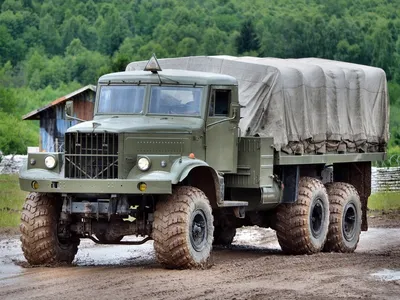 KrAZ Delivered 6x6 Truck Tractors to Ukrainian MOD | Defense Express