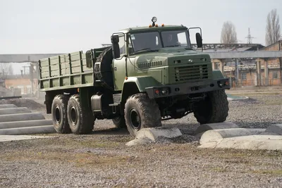 Russian KrAZ-255B, HobbyBoss 85506 (2014)