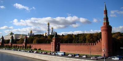 Московский Кремль. Соборы, музеи Кремля в Москве - история, башни, фото