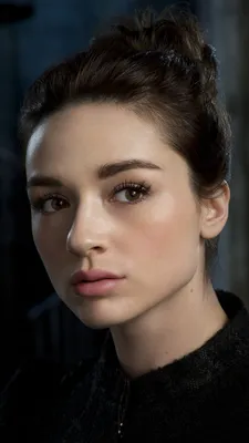 Обои для телефона Crystal Reed - Mobile Abyss