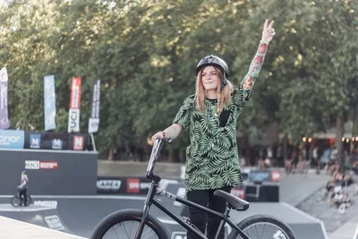 Девушка, которая стала четвертой в BMX-фристайле