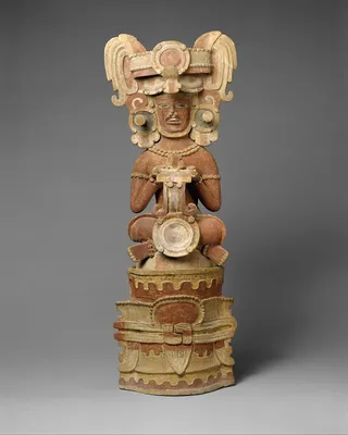 Статуя воина майя в "змеином" шлеме найдена в Чичен-Ице - Российская газета