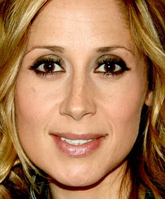 Lara Fabian Official TikTok Music - List of songs and albums by Lara Fabian  | TikTok Music