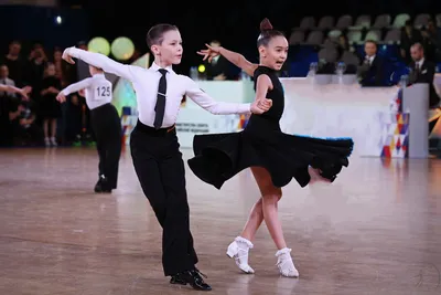 Латиноамериканские танцы — Школа танцев в Москве на Комсомольской