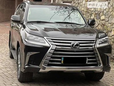 Первый обзор нового Lexus RX