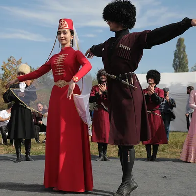 Красота, массовость и профессионализм: выступление "Лезгинки" в Цхинвале -  , Sputnik Южная Осетия