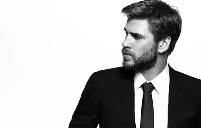 Фото Мужчины Liam Hemsworth Patrik Giardino Мужчины Здоровье Джинсы