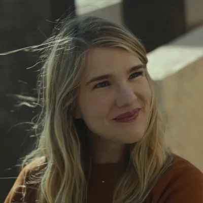 Лили Рабе (@lilyrabe) • Фотографии и клипы для видео в Instagram