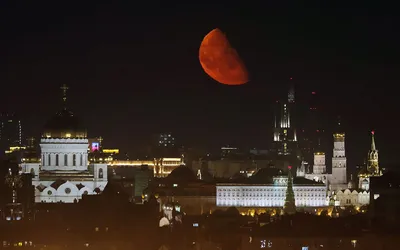 Луна невероятно приблизилась к Земле: такого не было с 1030 года - 