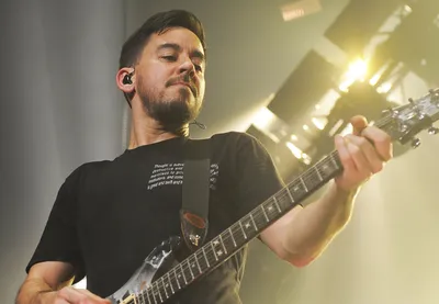 Новый альбом и песни вокалиста Linkin Park Майка Шиноды - слушать онлайн. |  Канобу