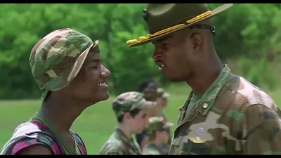 Майор Пэйн (1995) - Major Payne - кадры из фильма - голливудские фильмы -  Кино-Театр.Ру