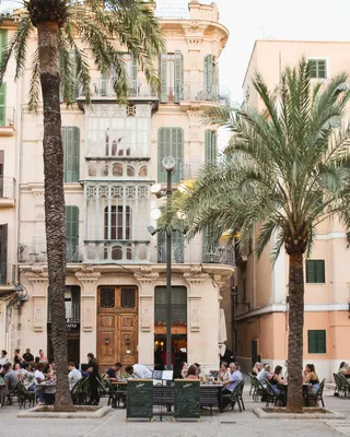 Guide to Palma de Mallorca, Spain - Petite Suitcase